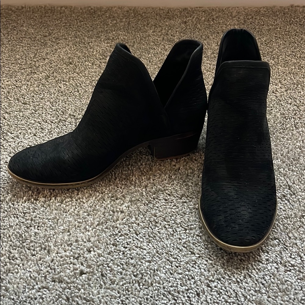 Black Ankle Boots with V-Cut design